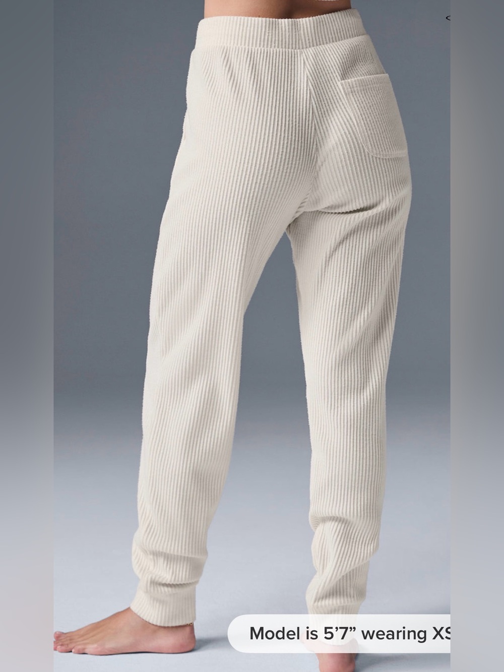Alo Muse Joggers, Ivory - Picture 3 of 8
